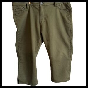 Liz Claiborne Olive Green Crop Capri Pants Womens Casual Everyday